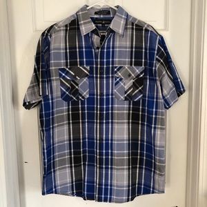 Men’s short sleeved button down